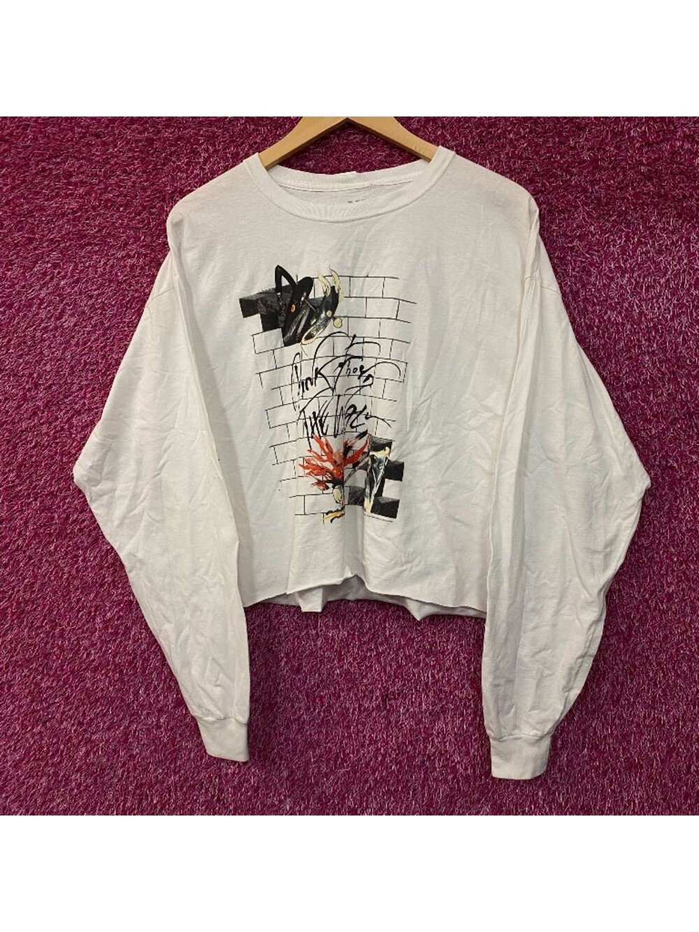 Pink Floyd The wall White Long Sleeve Crop Top size XL
